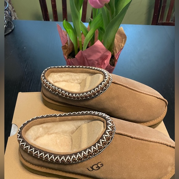 Ugg Tasman slippers • New Chestnut 9W/8M - Picture 12 of 15